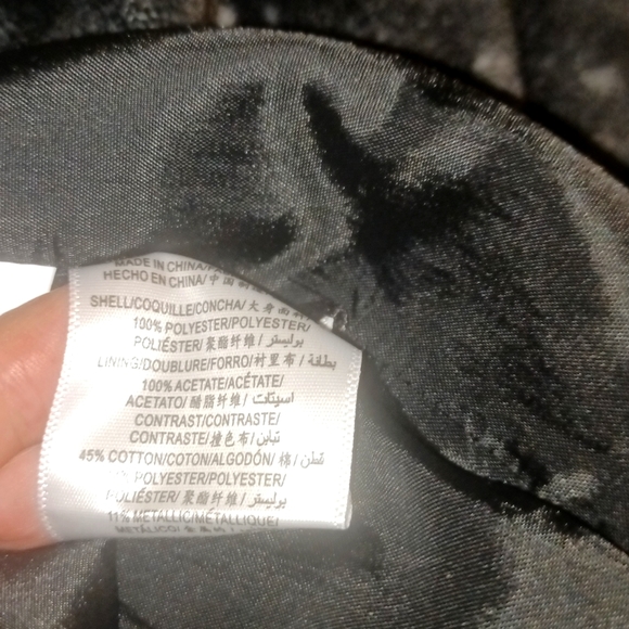 BCBG MAXAZRIA-STRAPLESS-BOW- BTWN/CUPS-HALFBOW CENTER@BREAST-TIE@FRONT/SIDE - Picture 5 of 8